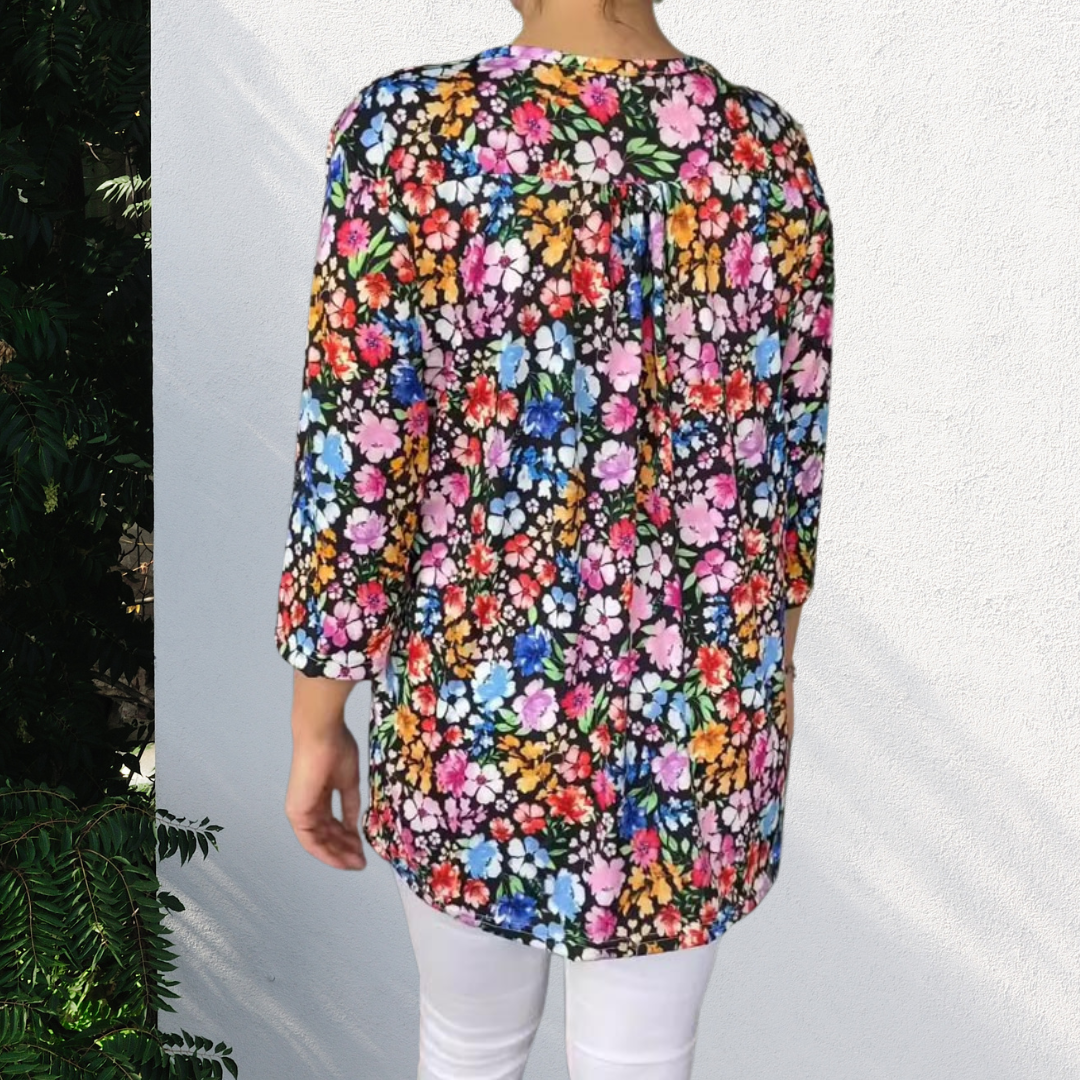 Vivienne - Floral V-neck Blouse with Button Placket